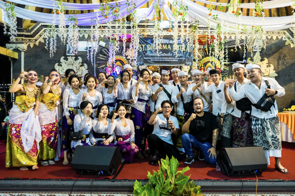 Hadiri HUT Ke-45 ST. Dharma Putra, Kekeran